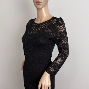 Forever 21 Women’s Black Floral Lace Bodycon Dress size M